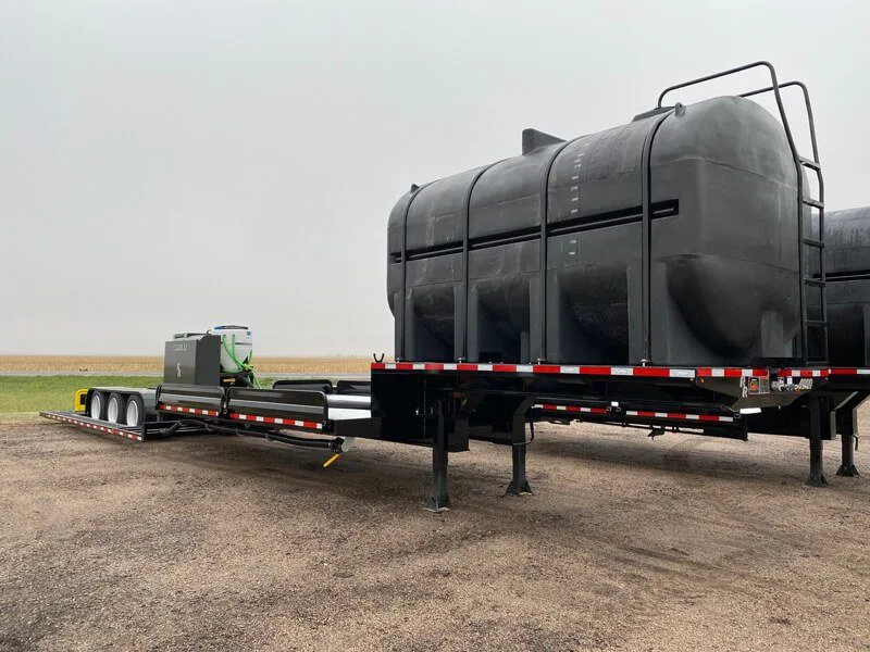 RoadRuner Manufacturing Model 4000 Sprayer Trailer